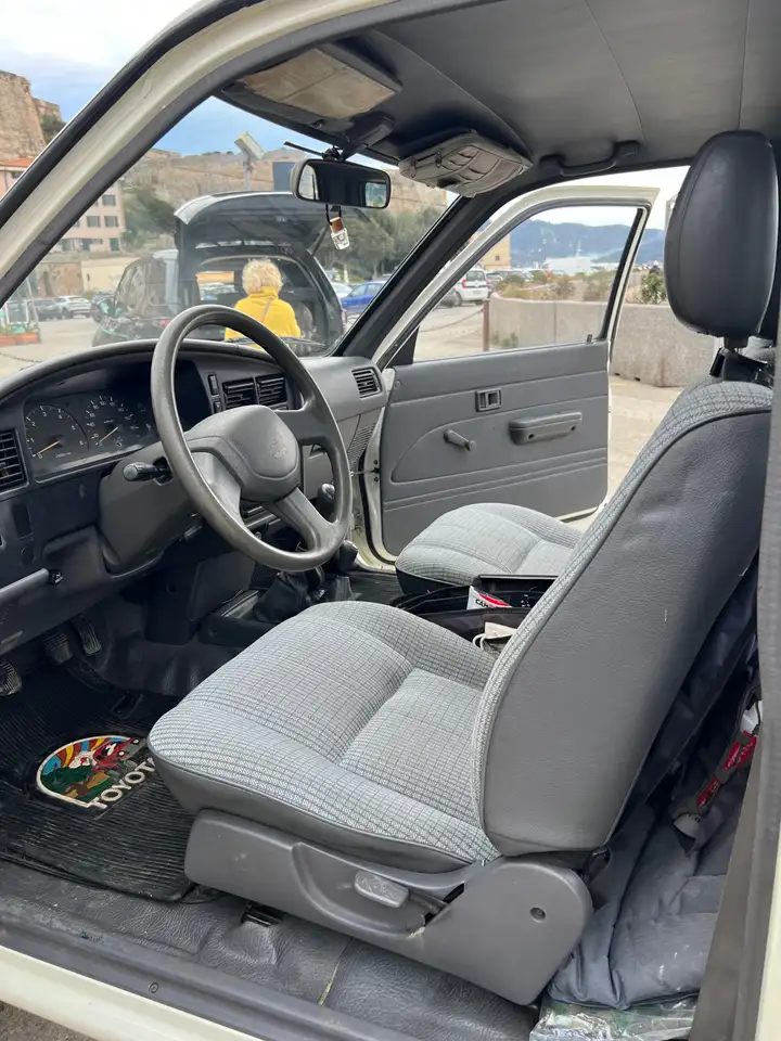 Toyota Hilux LN110L, foto 6