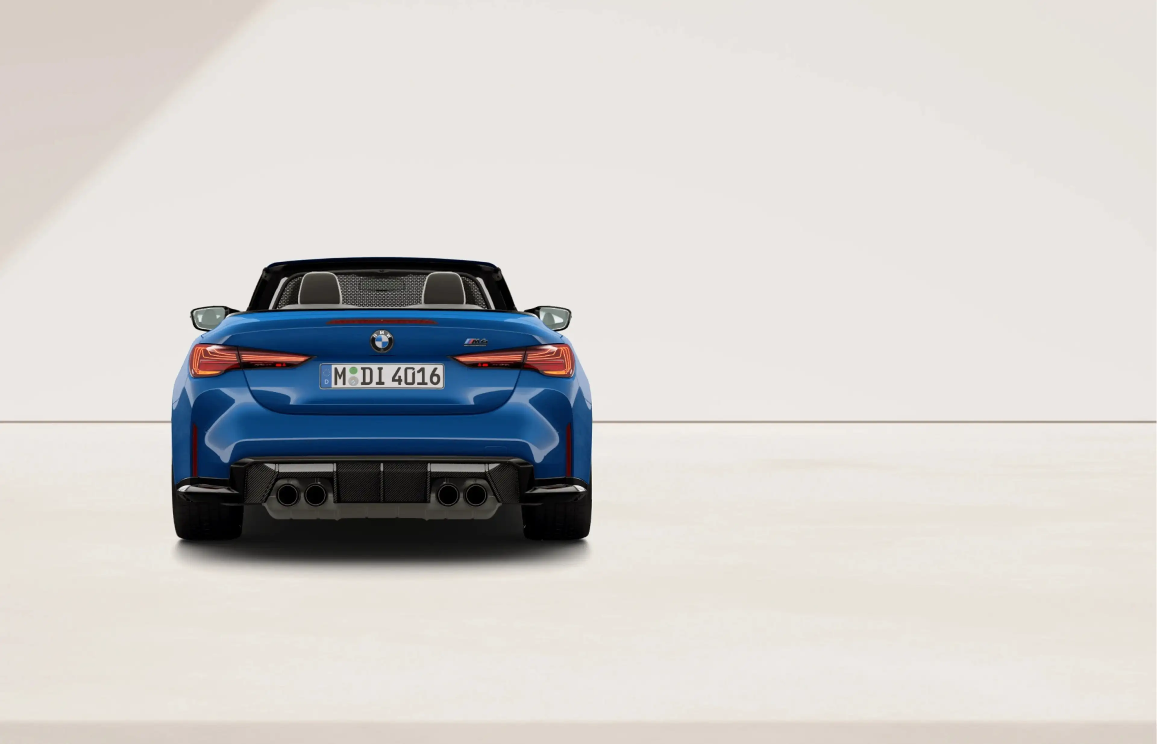 BMW M4 4-serie Cabrio xDrive - Individual '' Saphirblau I — photo 6