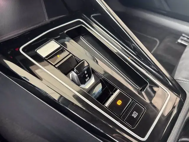 Volkswagen Golf view 26