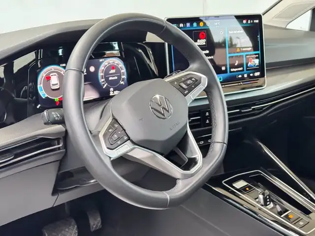 Volkswagen Golf view 19
