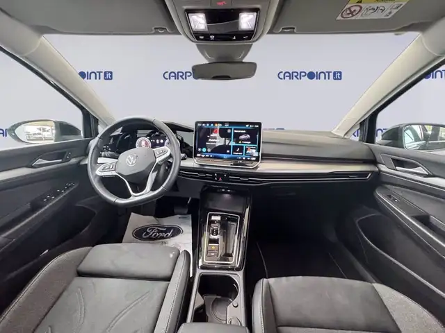 Volkswagen Golf view 11