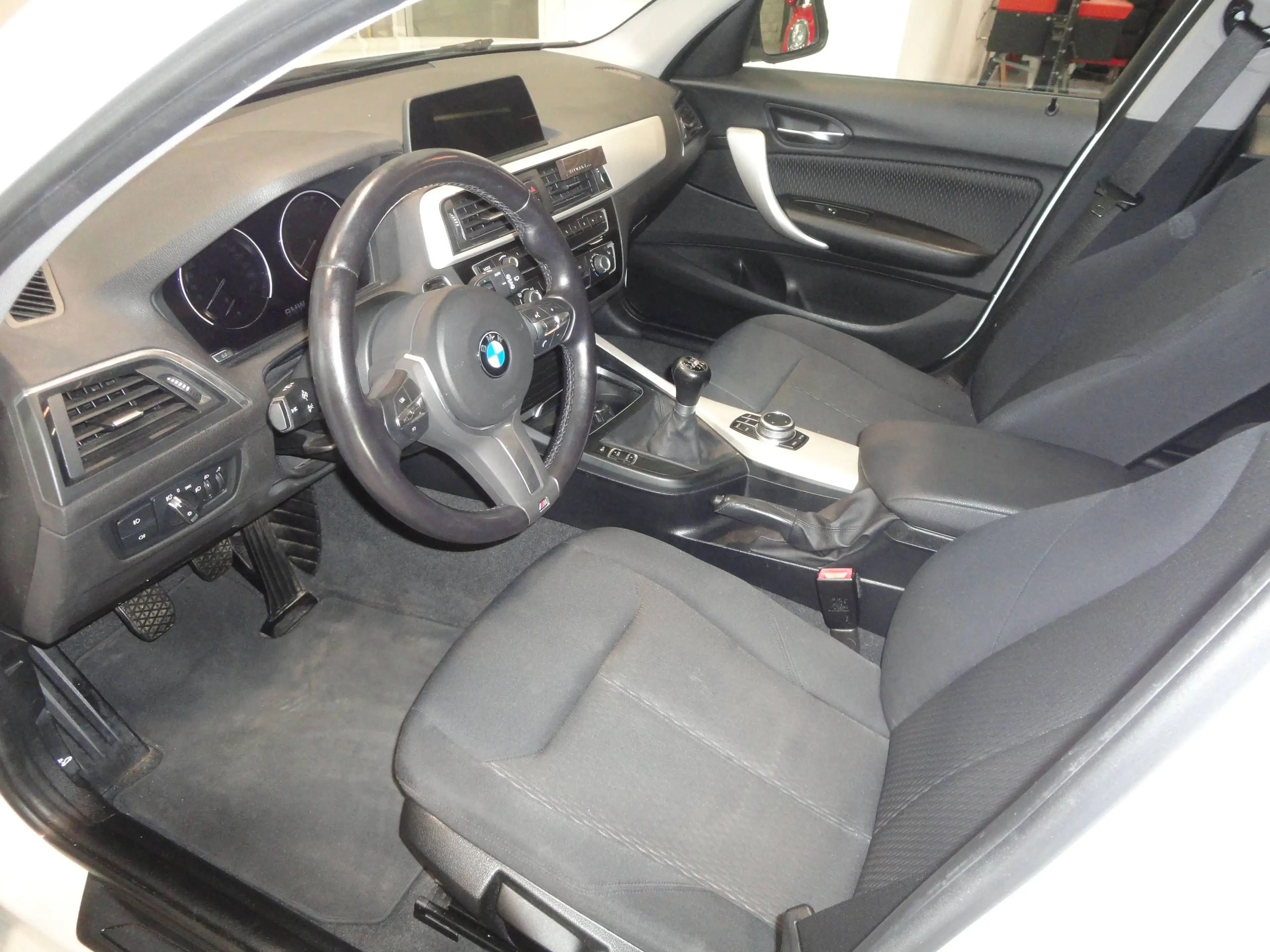 BMW 116 116i JOY LOOK M GPS CAPT ARR ET GARANTIE — photo 9