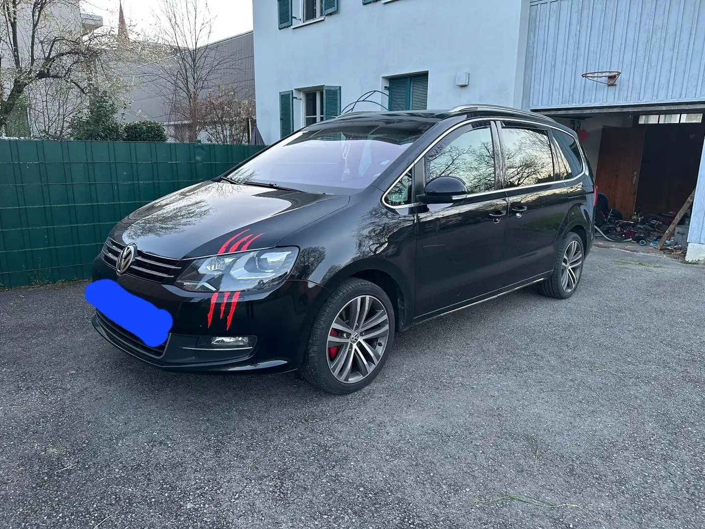 Volkswagen Sharan 2.0 TDI DSG Blue Motion Trendline Schwarz - 1