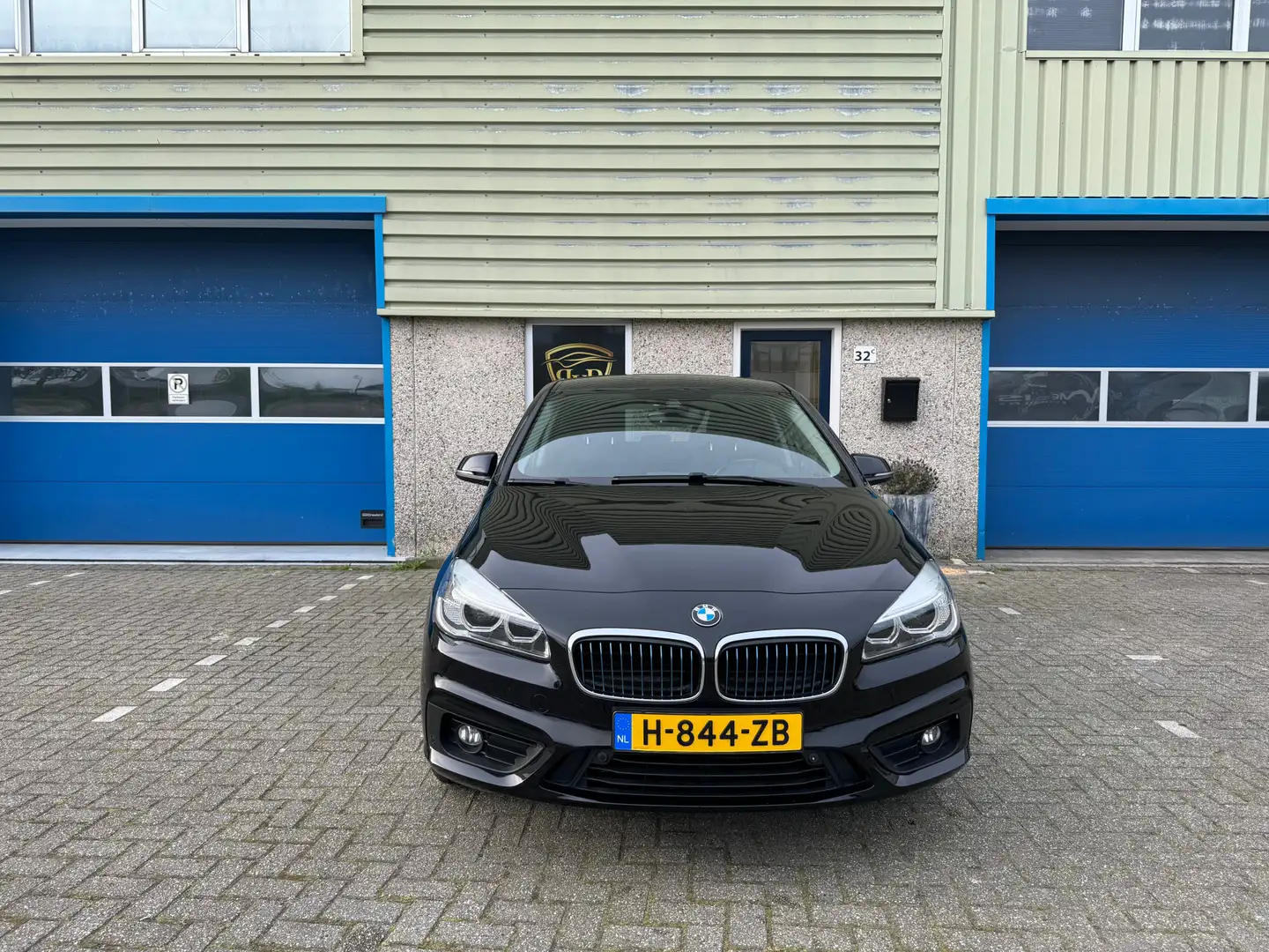 BMW 225 2-serie Active Tourer 225xe 224pk LED iPerformance Zwart - 2