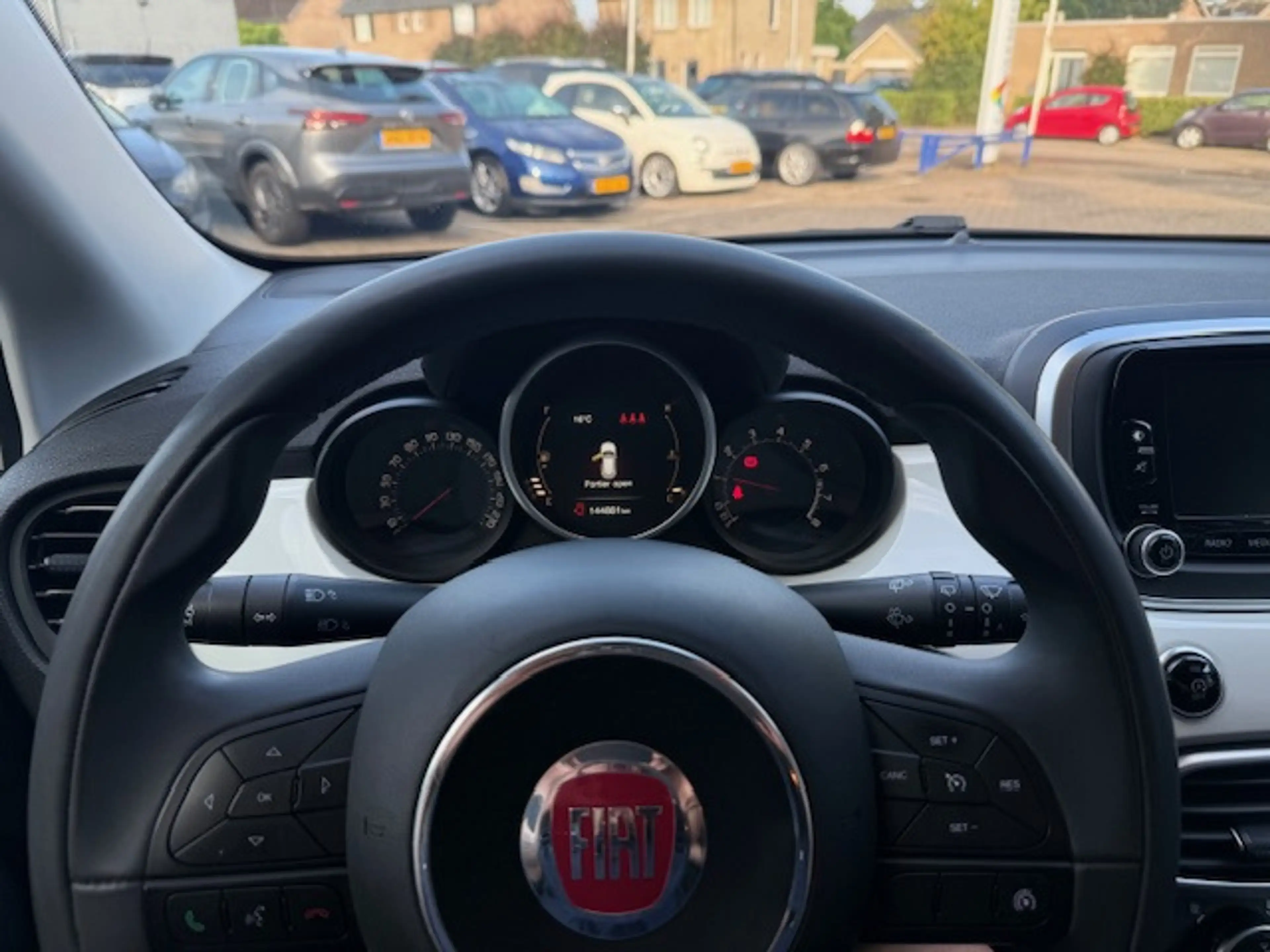 Fiat 500X 1.4 Turbo MultiAir Lounge — photo 15
