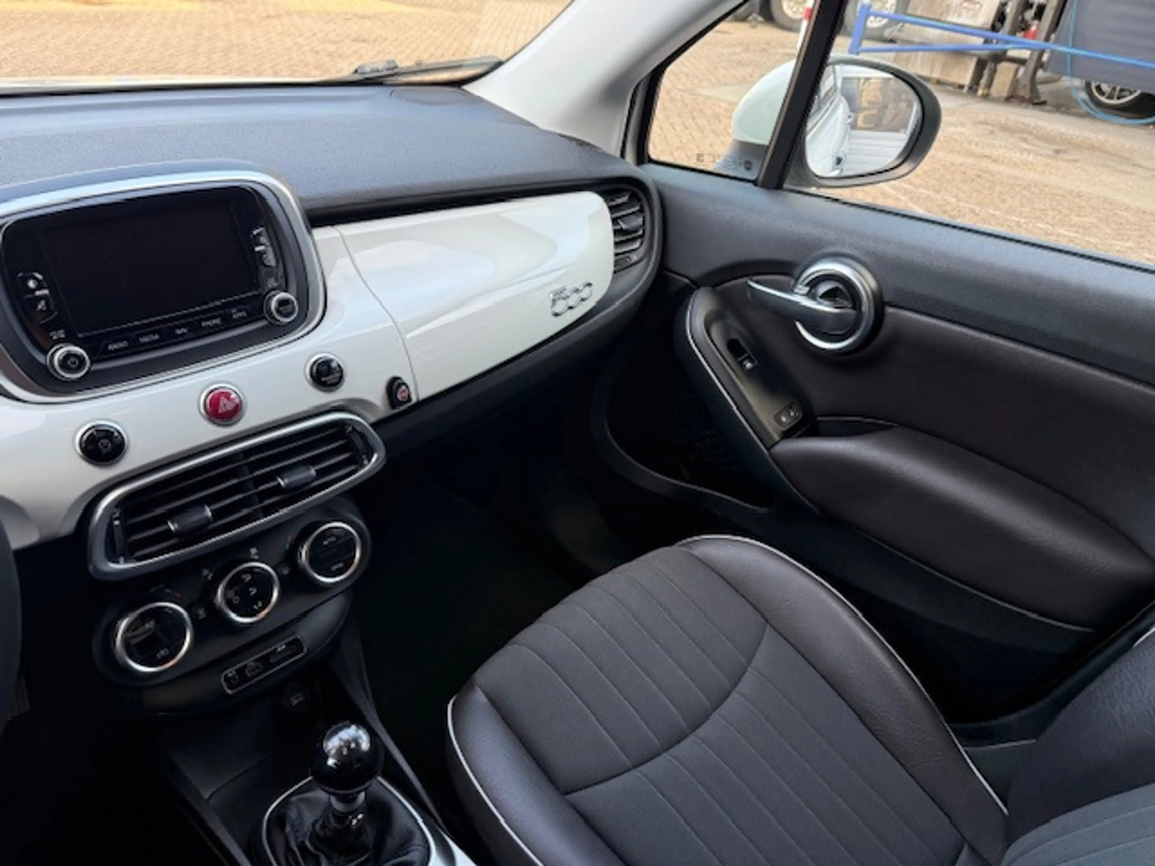 Fiat 500X 1.4 Turbo MultiAir Lounge — photo 14