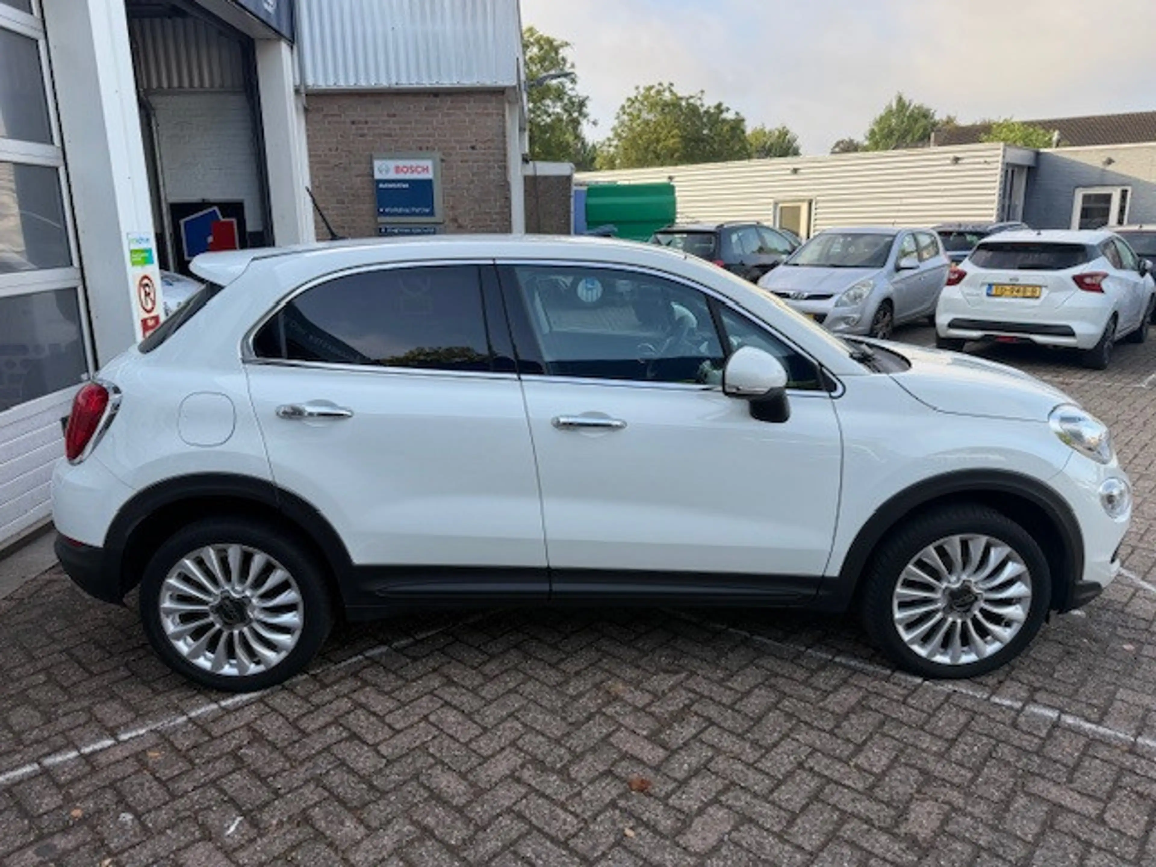 Fiat 500X 1.4 Turbo MultiAir Lounge — photo 3