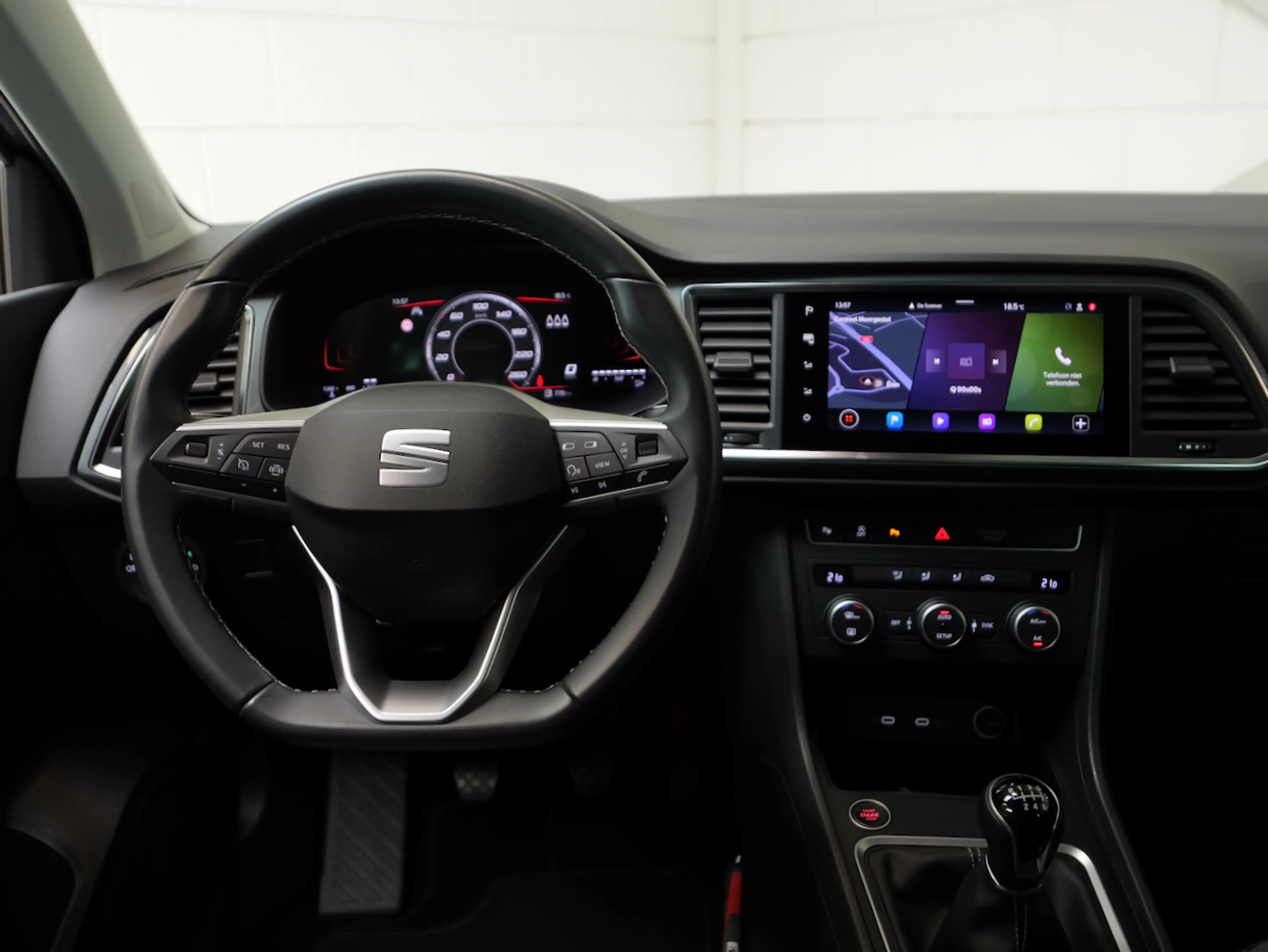 SEAT Ateca 1.5 TSI Style Bus. Intense Navi/ECC/CAM/Carplay (a — photo 19