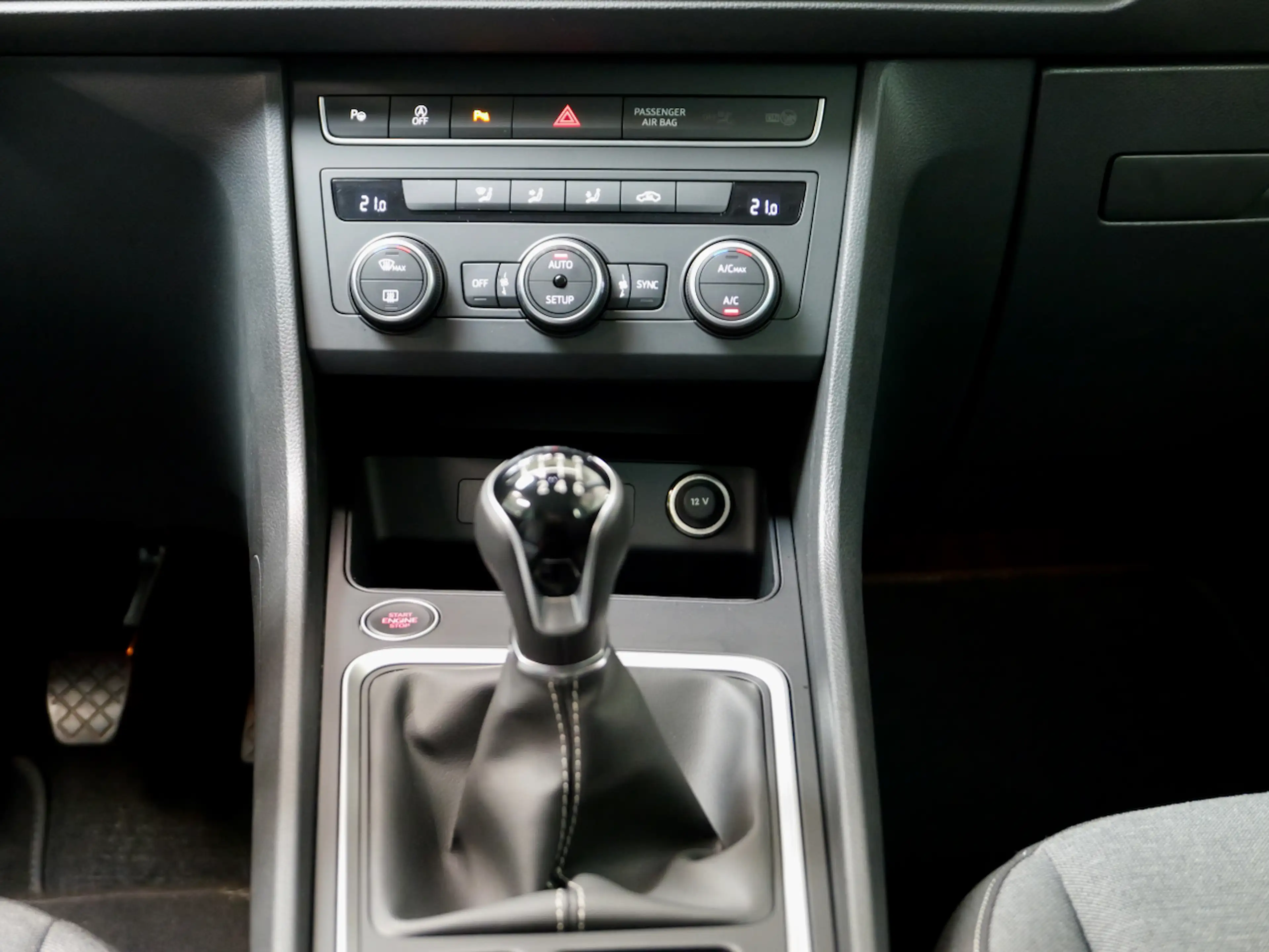 SEAT Ateca 1.5 TSI Style Bus. Intense Navi/ECC/CAM/Carplay (a — photo 22