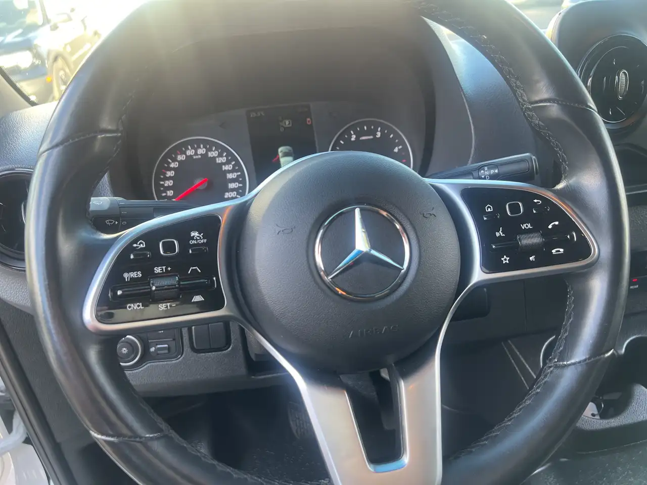 Mercedes-Benz Sprinter снимка Mercedes-Benz Sprinter
