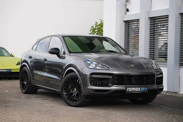 Porsche Cayenne Turbo S E Hybrid Coupé Approved 03/28