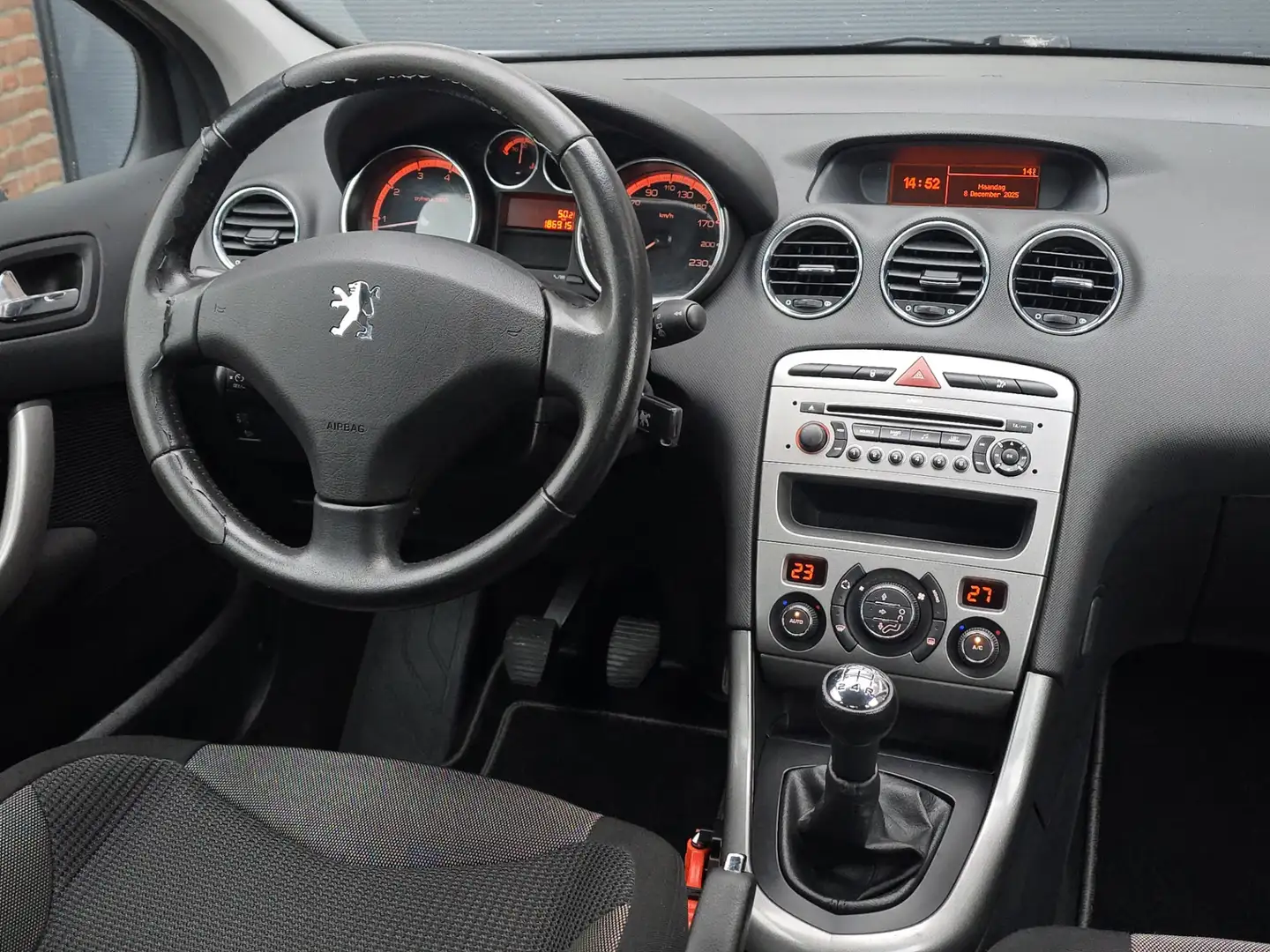 Peugeot 308 1.6 VTi Style 5DR |Nap |Apk |Trekhaak Grijs - 2