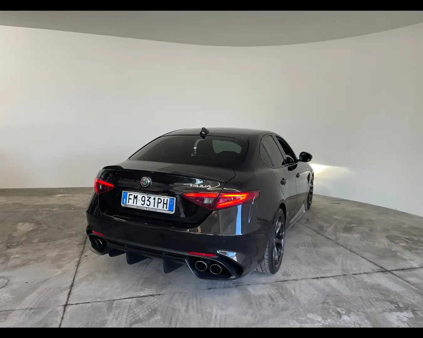 Alfa Romeo Giulia Quadrifoglio GIULIA 2.9T V6 ALFA 510HP MTX RWD QV Fekete - 2