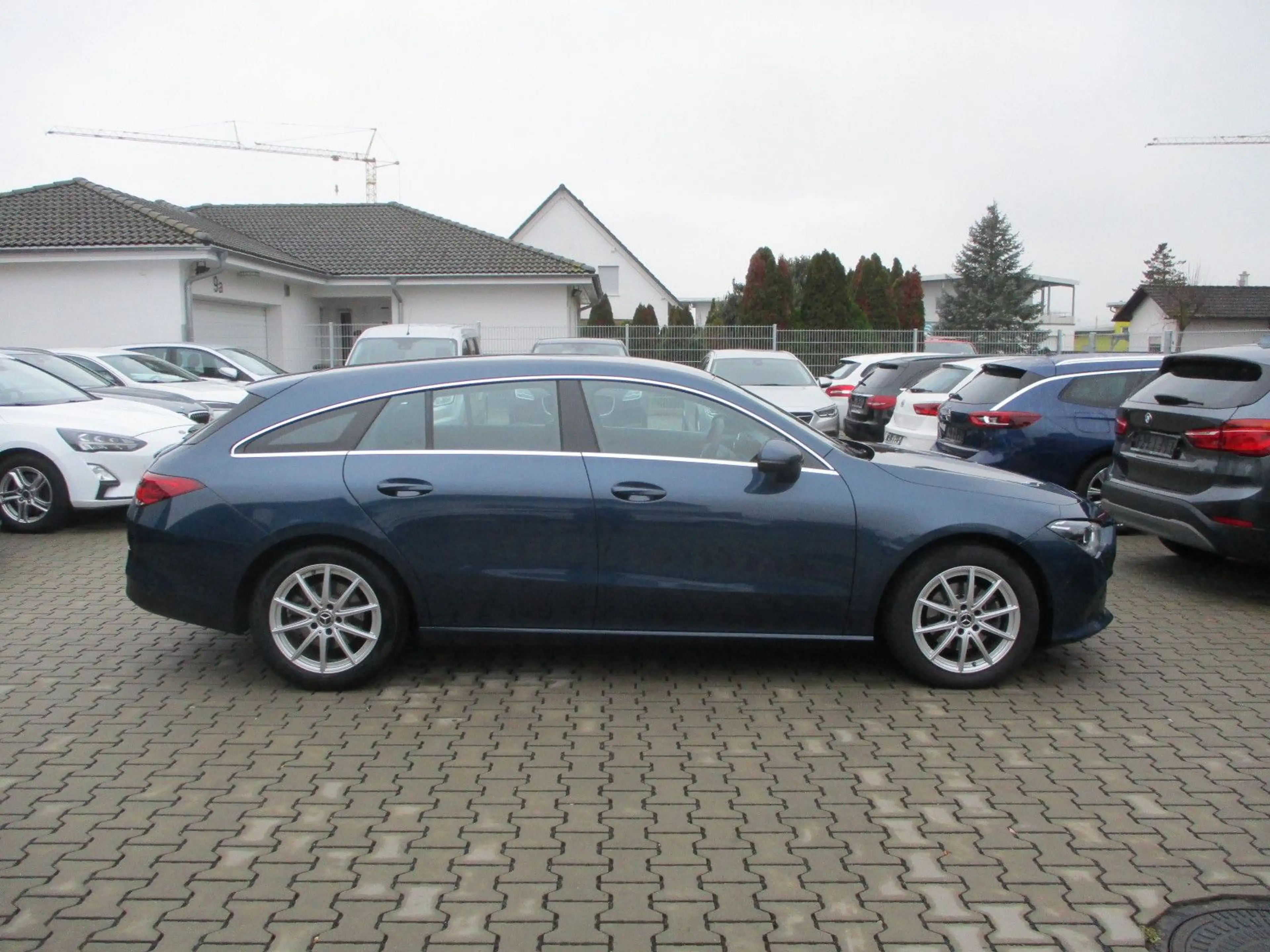 Mercedes-Benz CLA 200 CLA 200 d Shooting NAVI SITZH PDC TEMPOM LED — photo 5