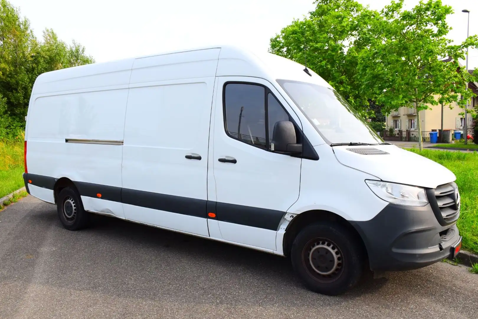 Mercedes-Benz Sprinter L3H2 14M3 314 CDI 143CH Blanc - 2