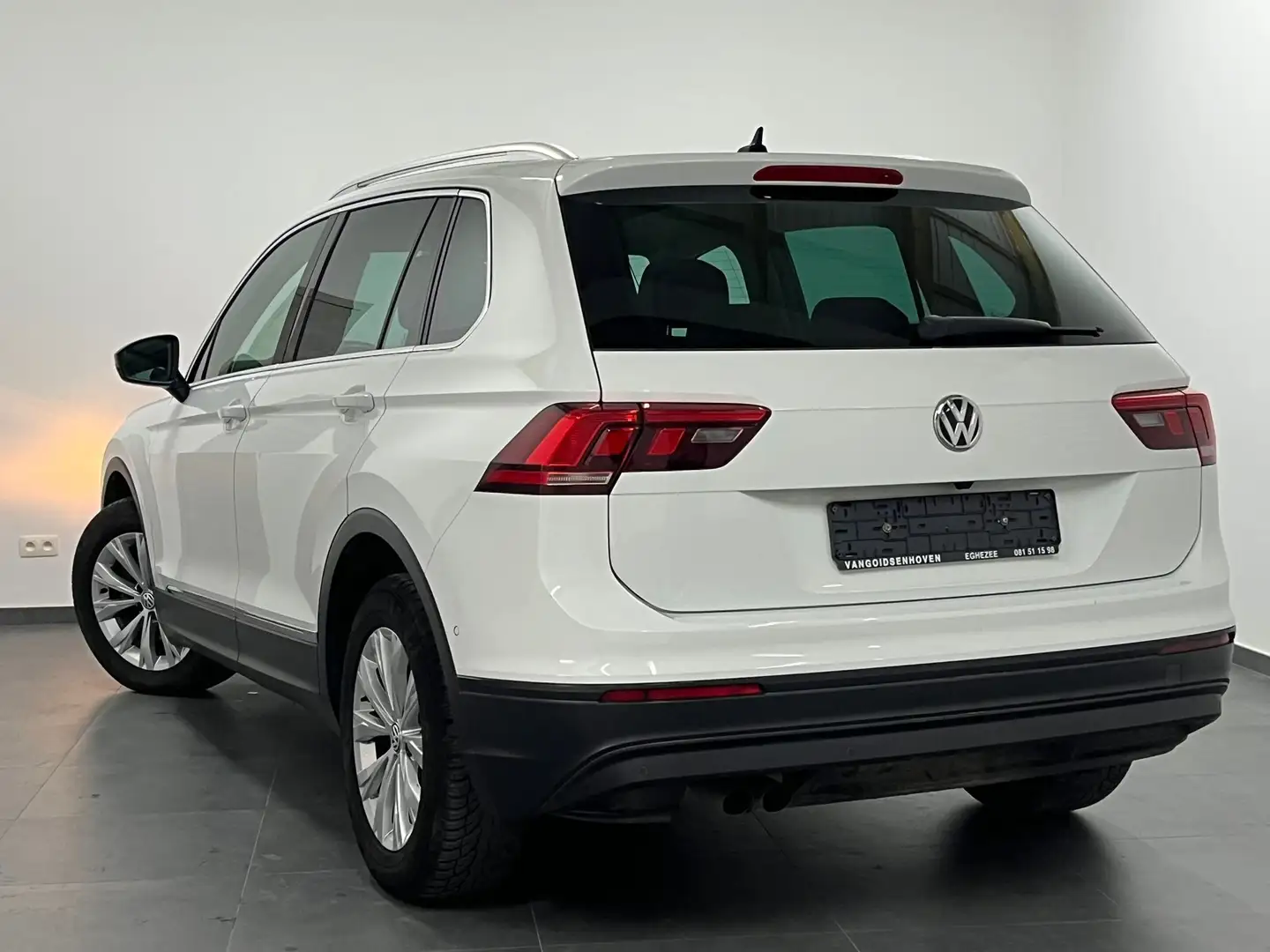 Volkswagen Tiguan 2.0 TDi - CarPlay - Toit Pano - Camera Wit - 2