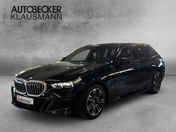eDrive40 Touring M SPORT 19''LC PROF AHK PANO ACC
