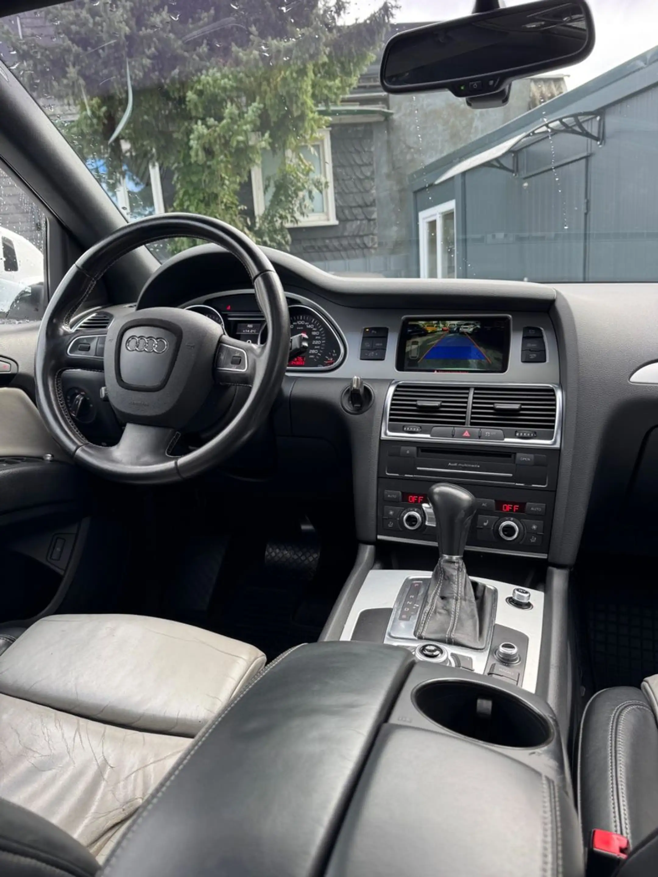 Audi Q7 3.0 TDI S-Line 7-SITZER+NAV+AHK+LUFTF+LEDER+ — photo 10