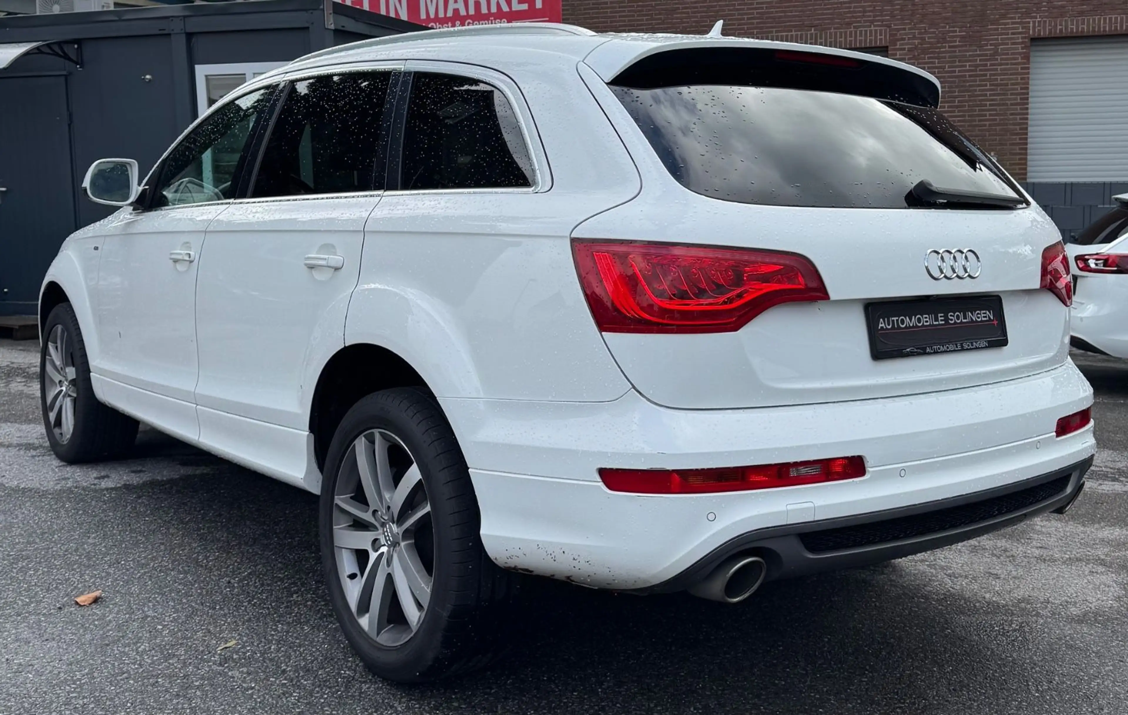 Audi Q7 3.0 TDI S-Line 7-SITZER+NAV+AHK+LUFTF+LEDER+ — photo 4