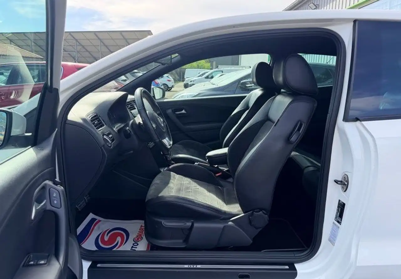 Volkswagen Polo GTI — photo 9