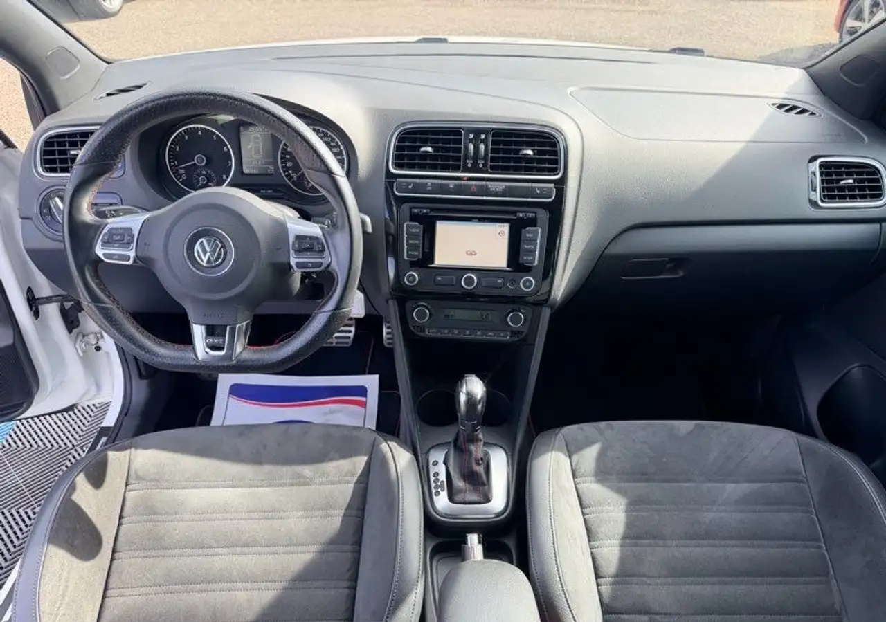 Volkswagen Polo GTI — photo 12