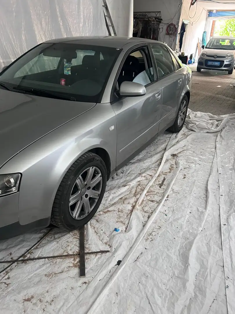 Audi A4 1,6 - 2
