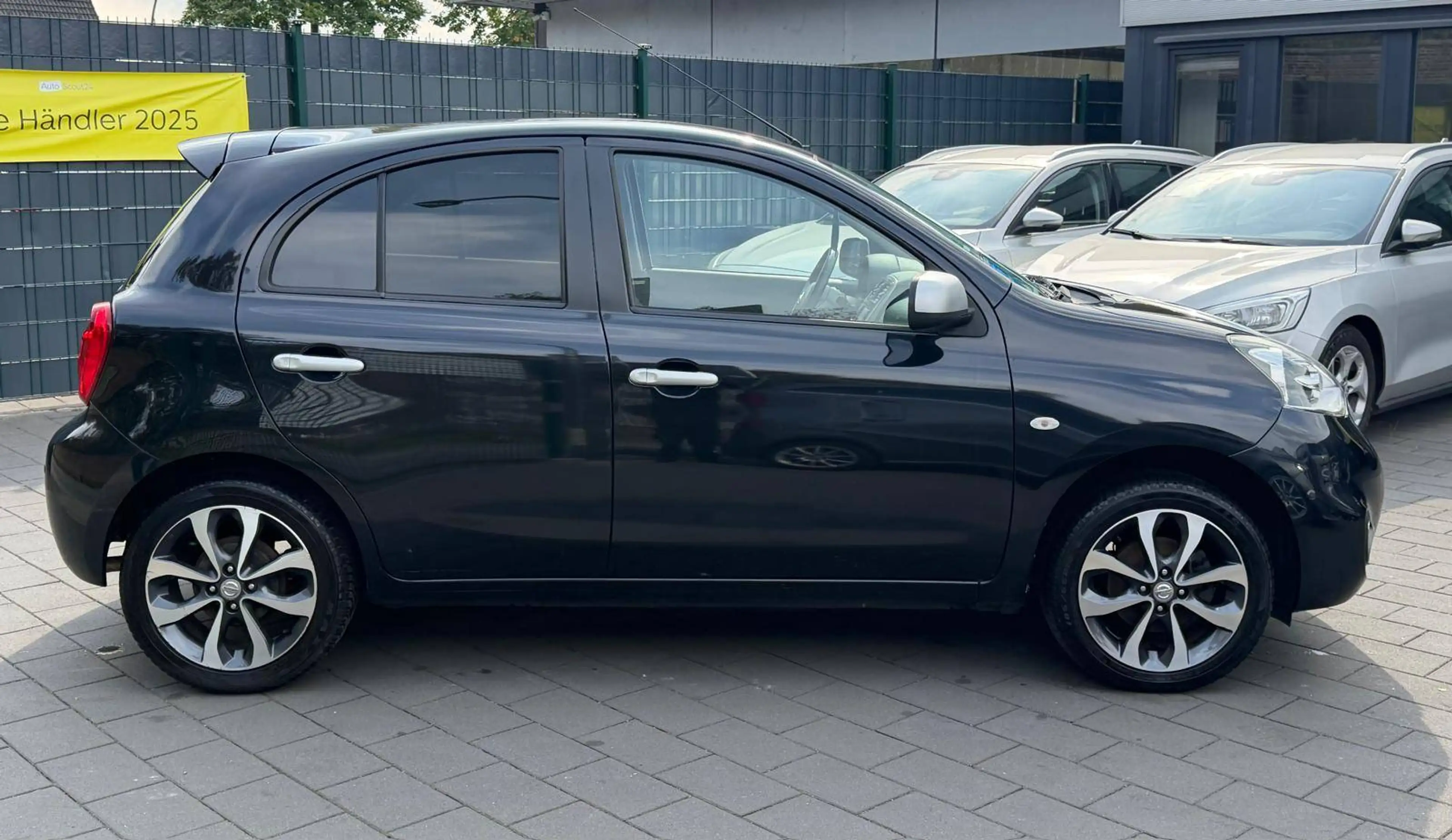 Nissan Micra N-Tec PDC Klima Scheckheft — photo 9