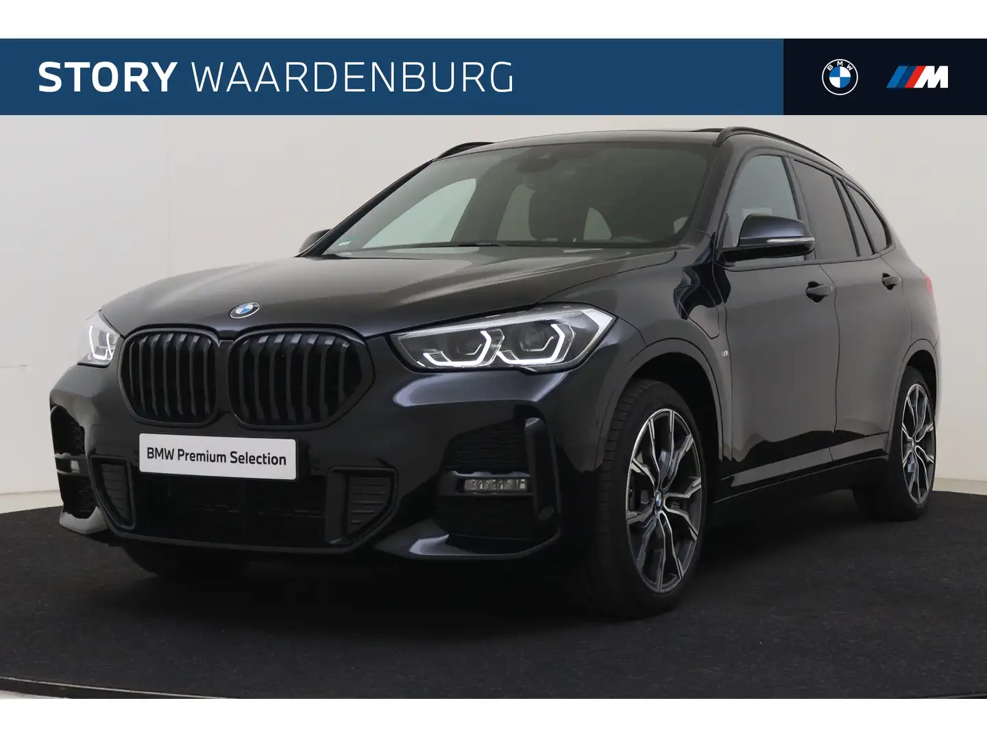 BMW X1 xDrive25e High Executive M Sport Automaat / Panora Zwart - 1