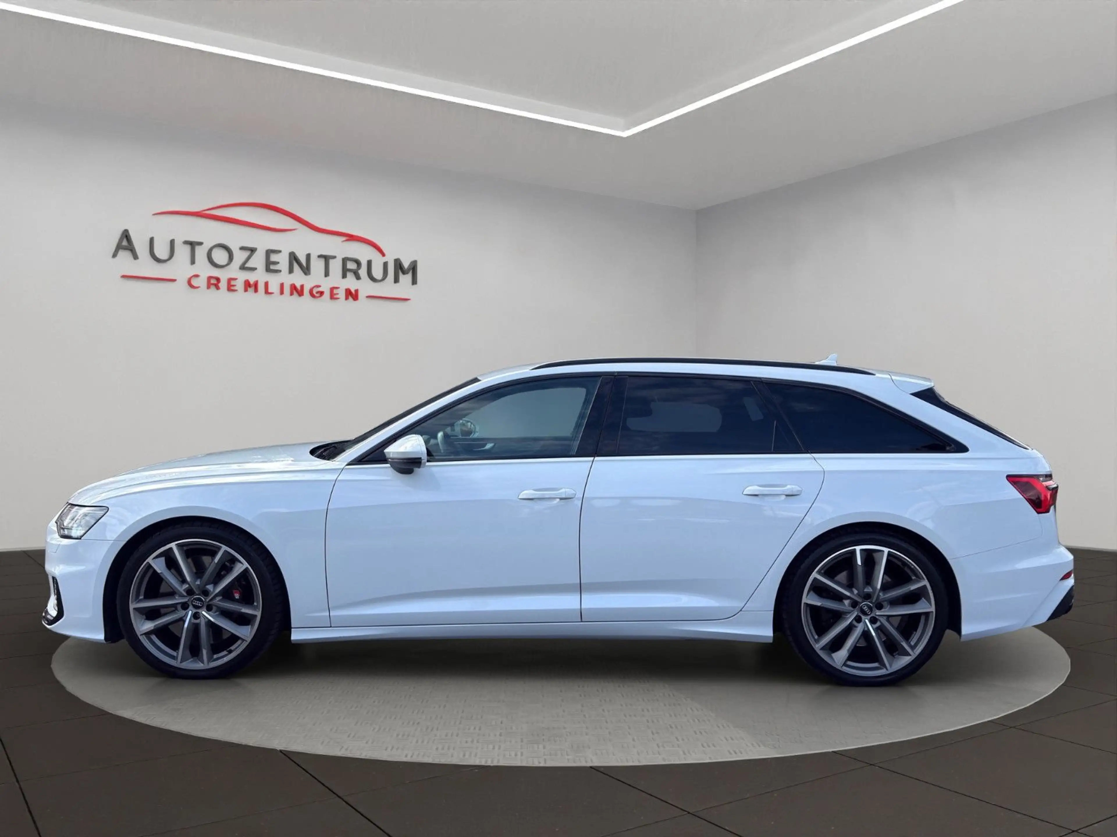 Audi S6 Avant 3.0 TDI quattro CAM NAVI LED B&O 21" — photo 8