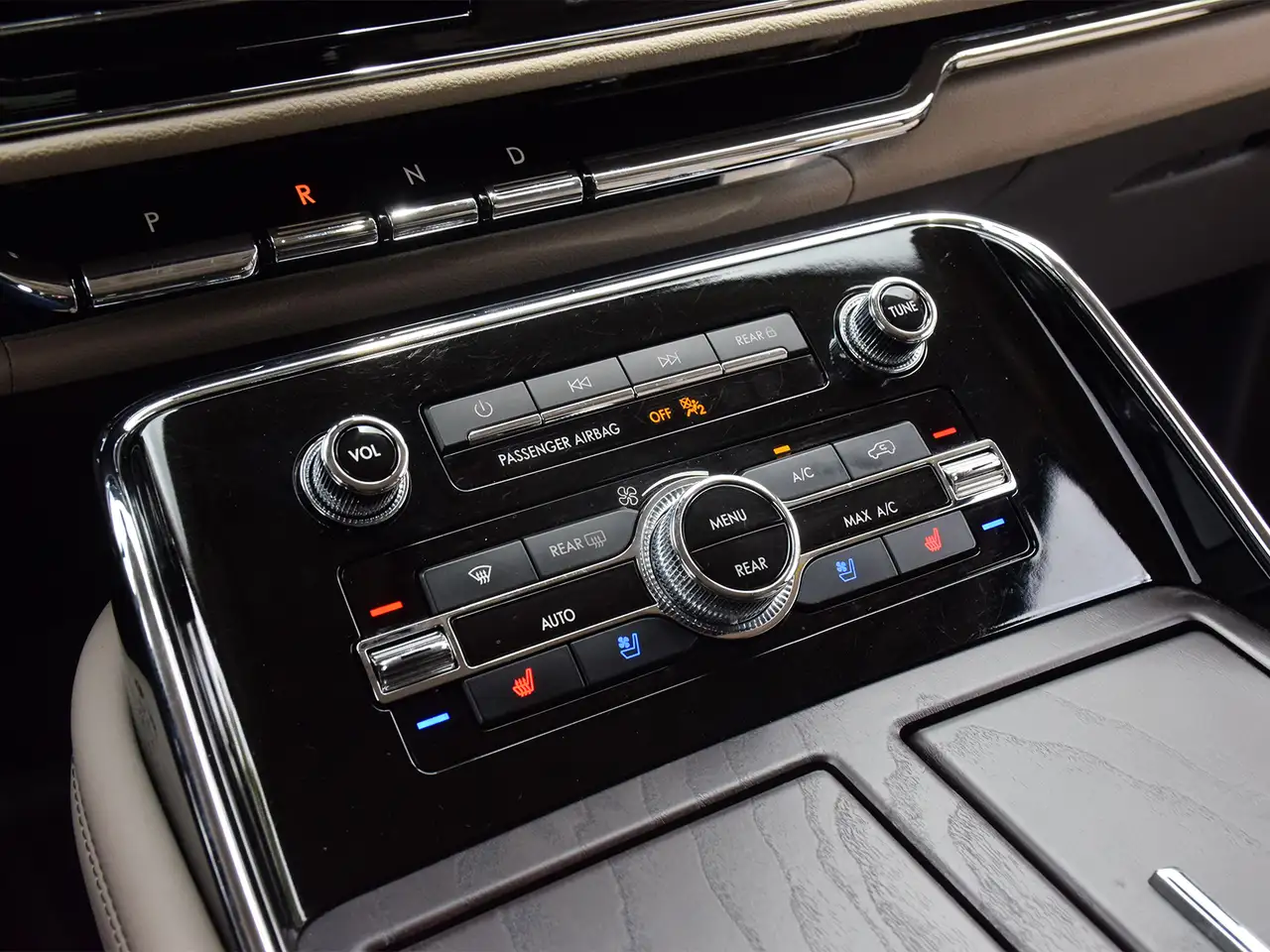 Lincoln Navigator снимка Lincoln Navigator