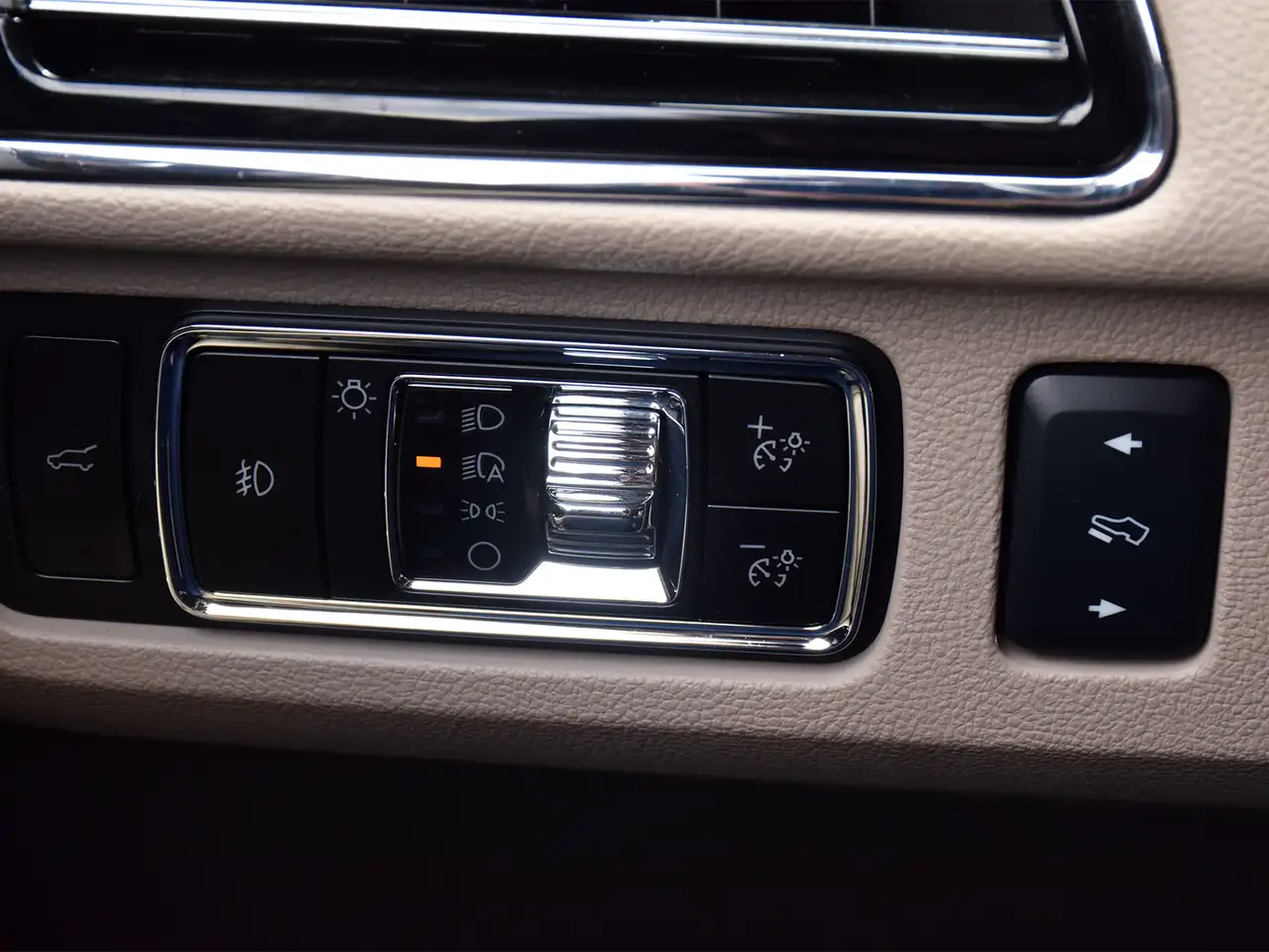 Lincoln Navigator снимка Lincoln Navigator