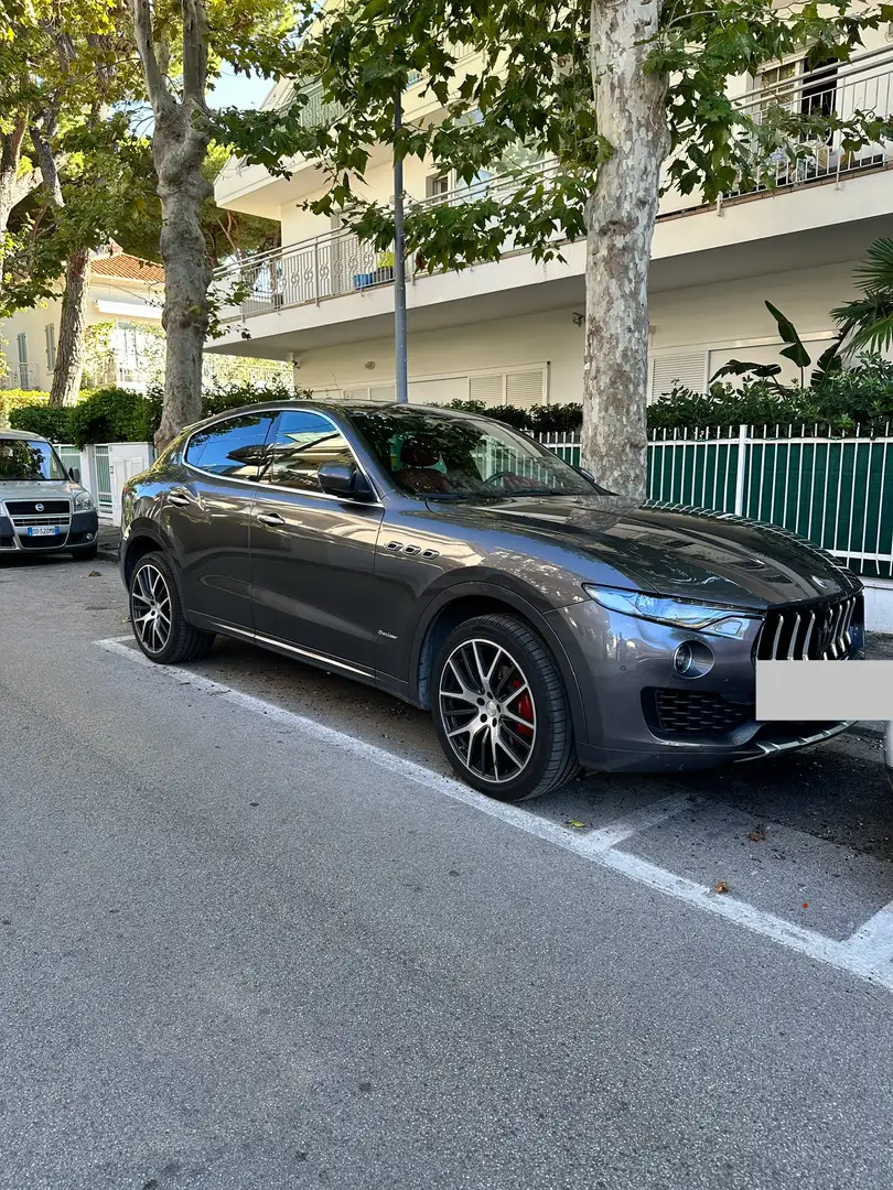 Maserati Levante 3.0 V6 Granlusso 250cv auto - 1
