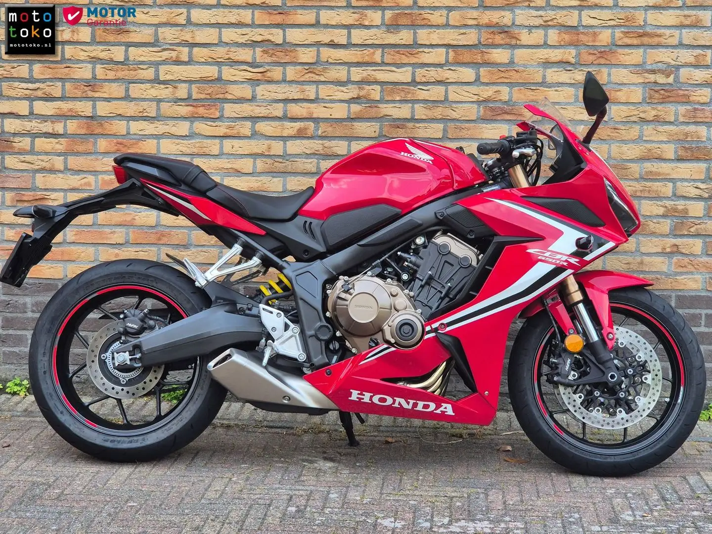 Honda CBR 650 R Rood - 2