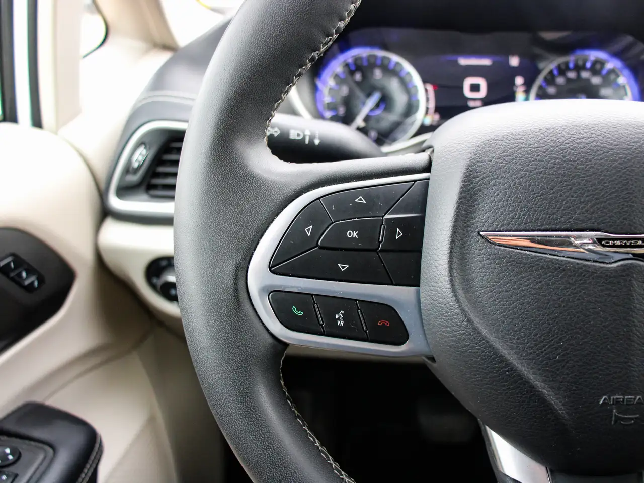 Chrysler Pacifica fotografie Chrysler Pacifica