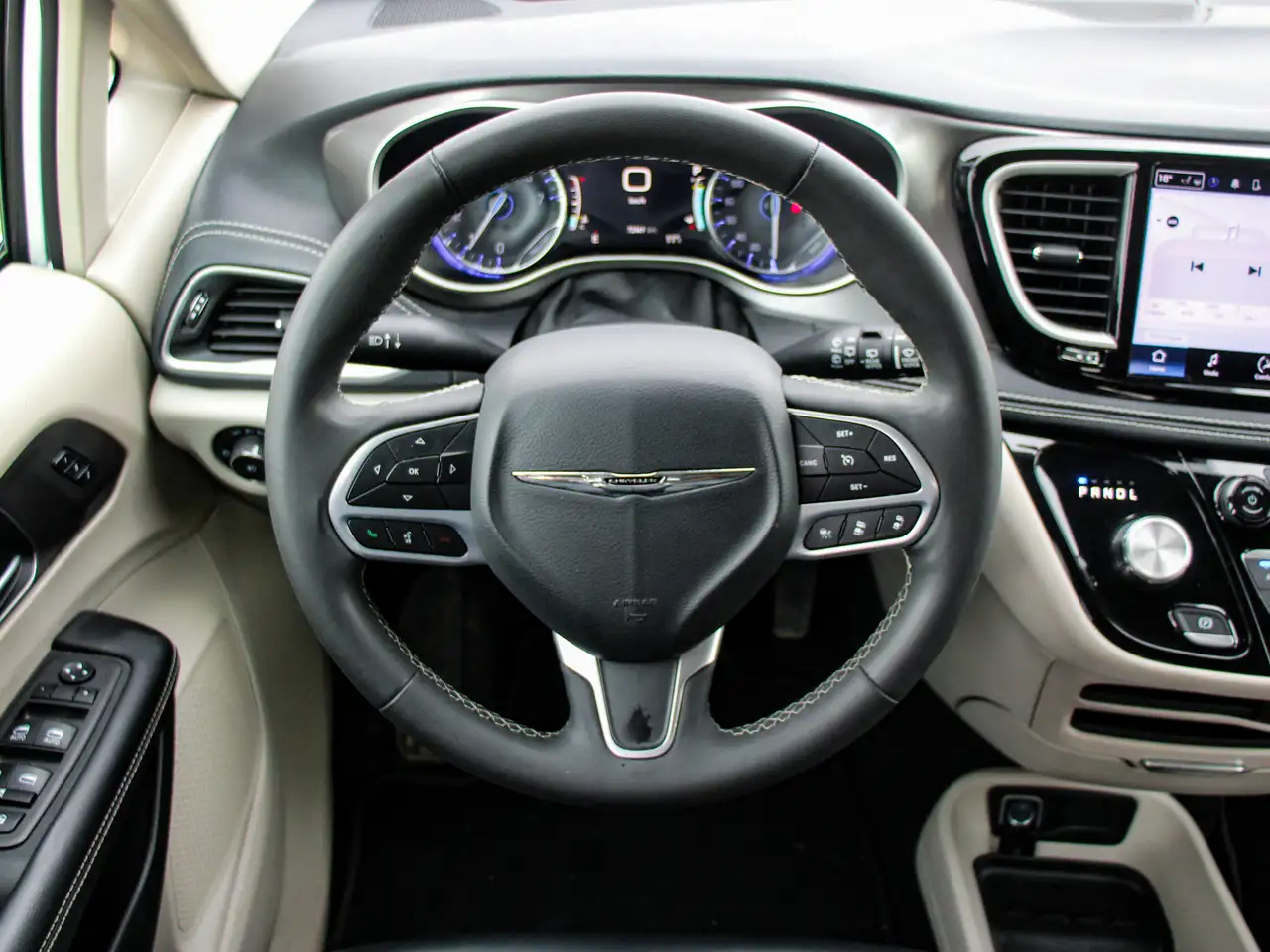 Chrysler Pacifica fotografie Chrysler Pacifica