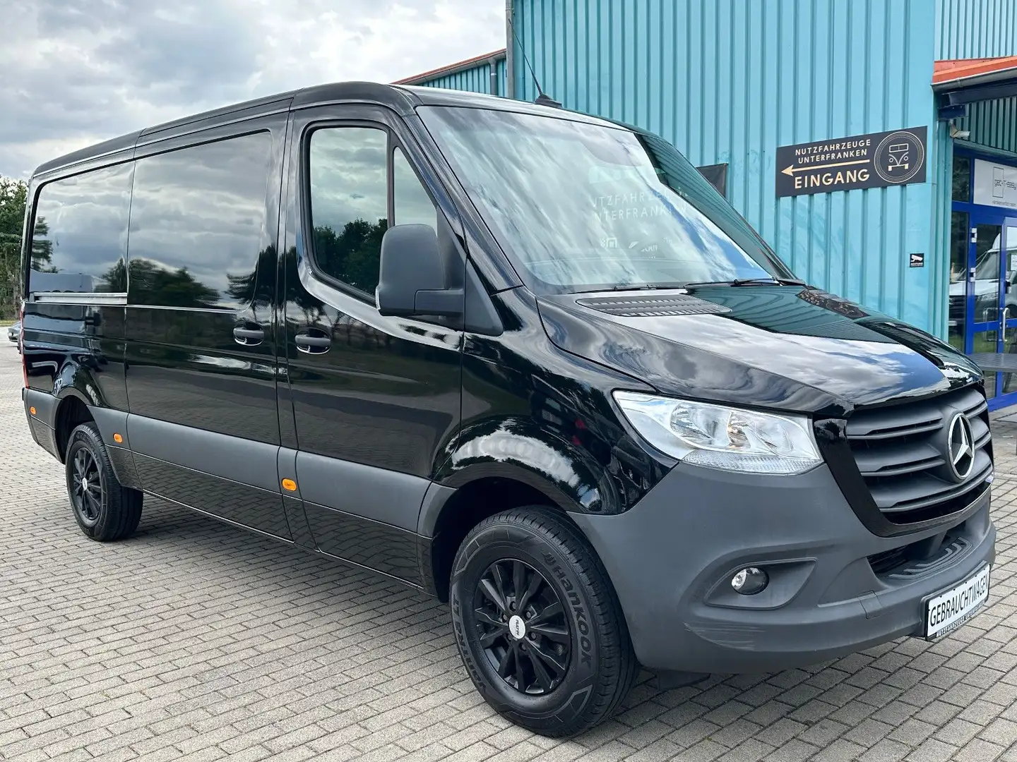 Mercedes-Benz Sprinter Kasten 319CDI 3.0 L2H1/AHK3.5T+MBUX+MFL Noir - 1