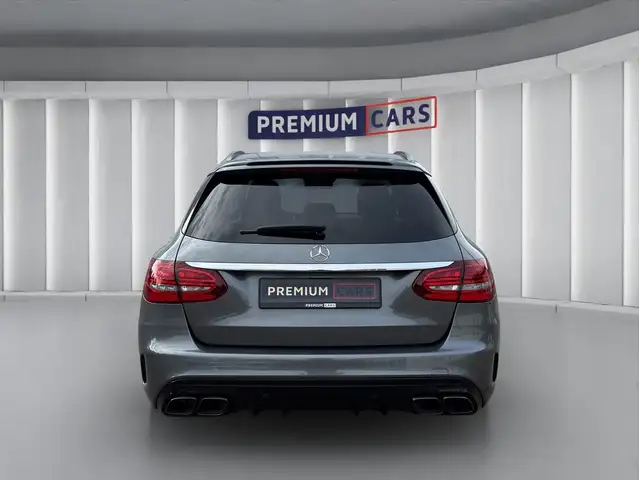 Mercedes-Benz C-Class view 4