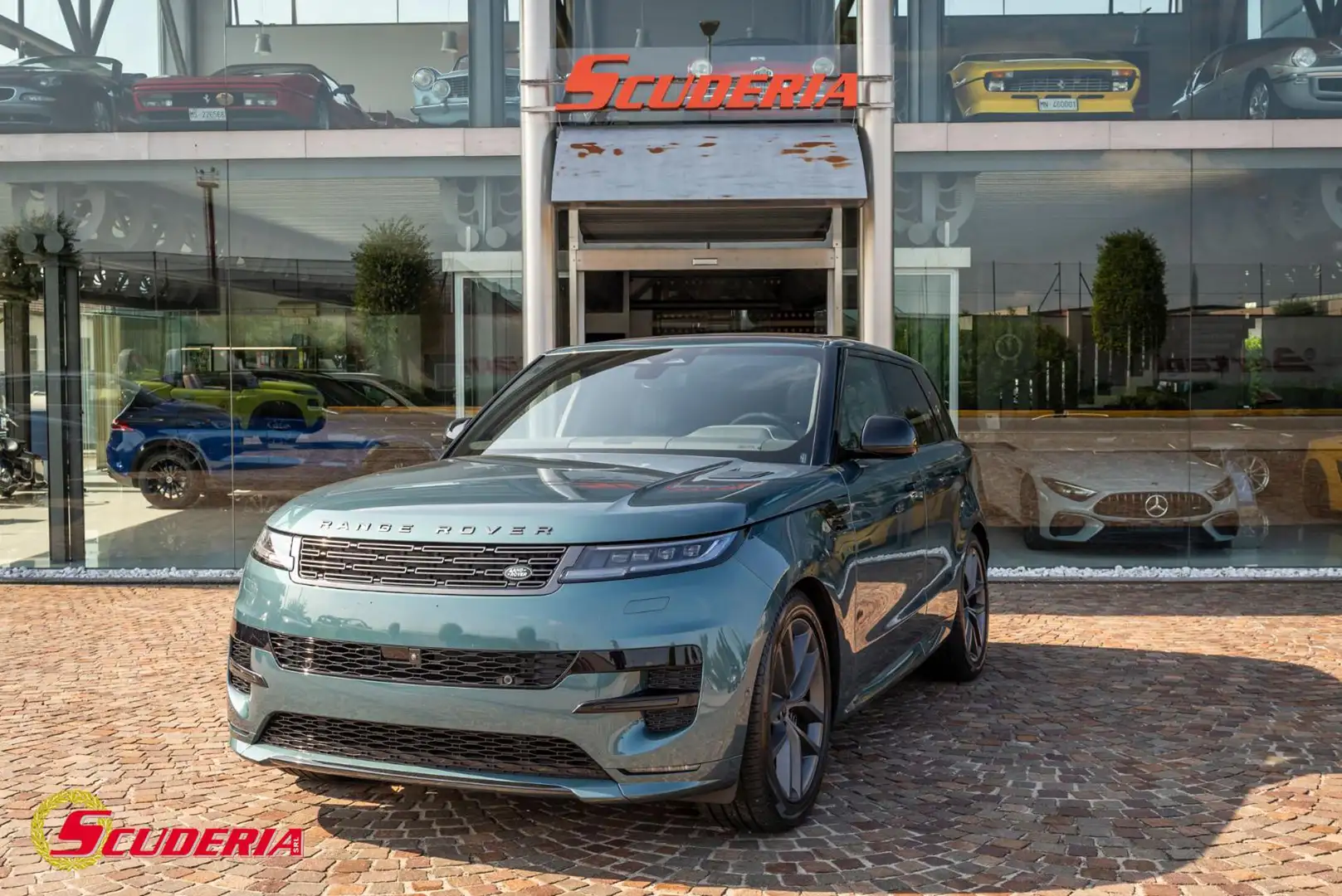 Land Rover Range Rover Sport 3.0D l6 300 CV Dynamic SE Verde - 1