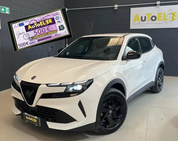 Alfa Romeo Junior Junior 1.2 ibrida 145cv edct6