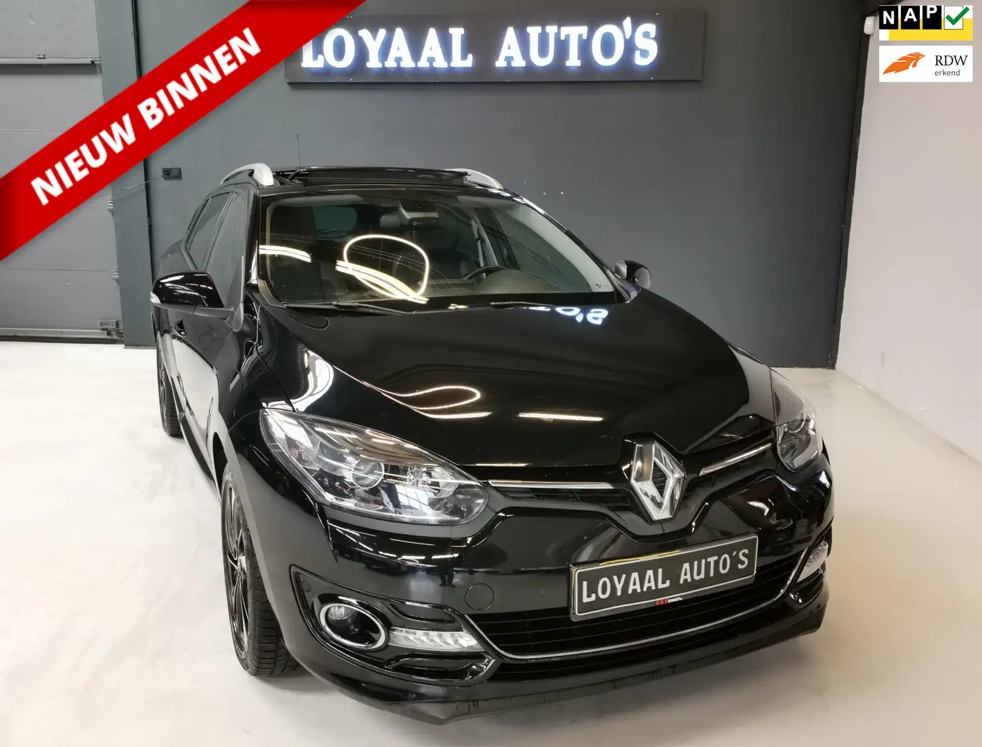 Renault Megane Estate 1.2 TCe Bose | NAVI | SCHUIF-DAK | AIRCO | Zwart - 1