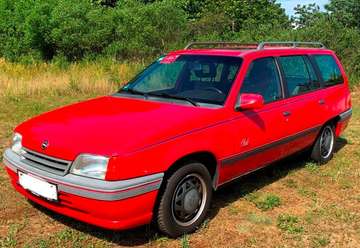 Kadett E Caravan Club Special