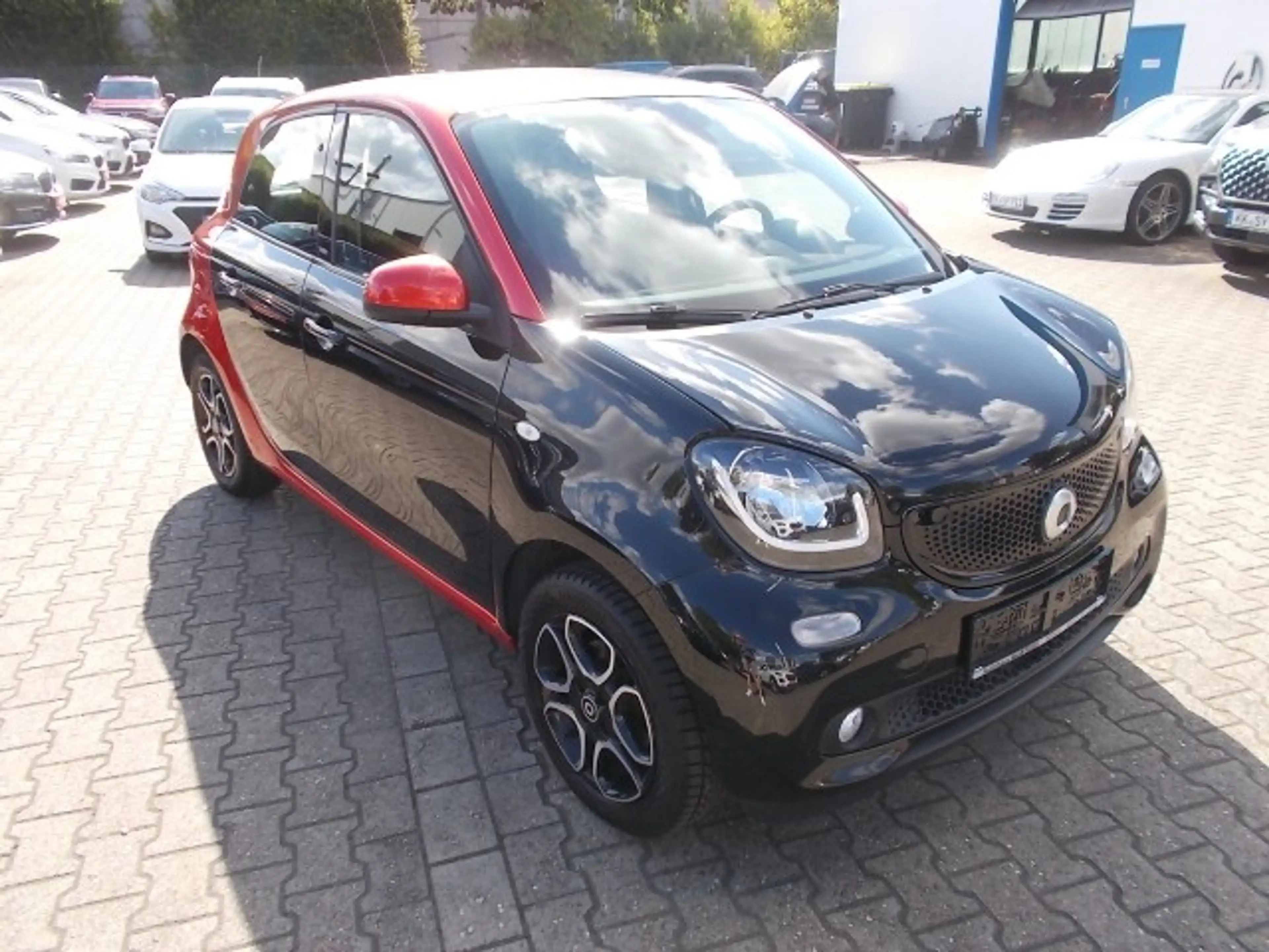 smart forFour Prime. Leder, Faltdach, SHZ, Allwetter — photo 3