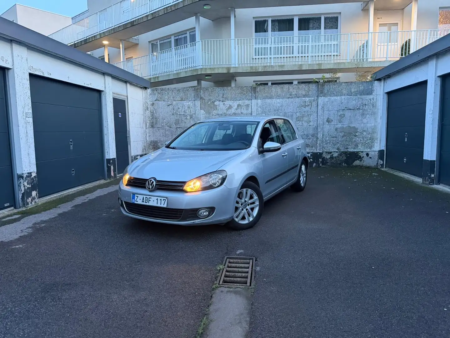 Volkswagen Golf 1.4 TSI Highline DSG - 2