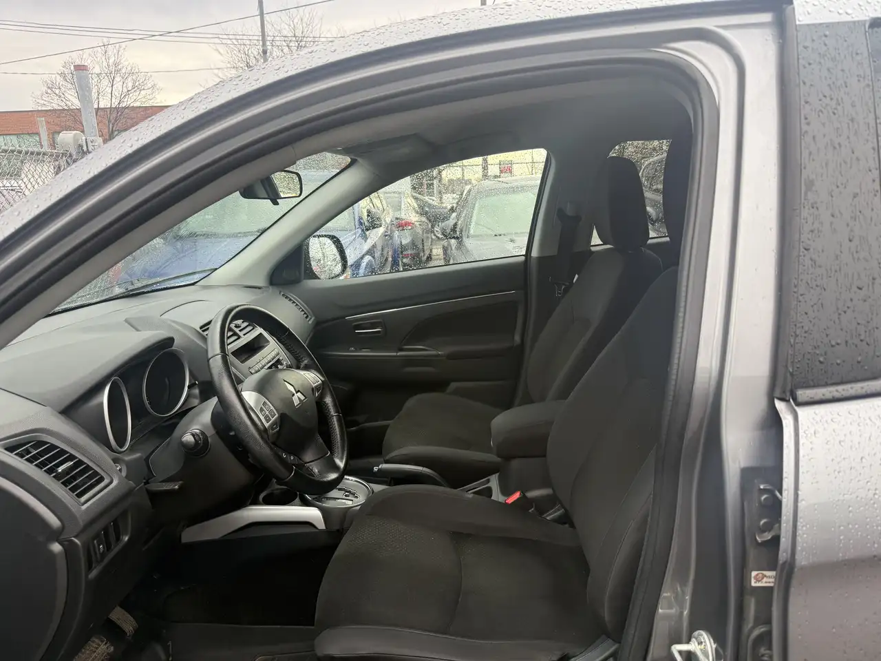 Mitsubishi RVR снимка Mitsubishi RVR