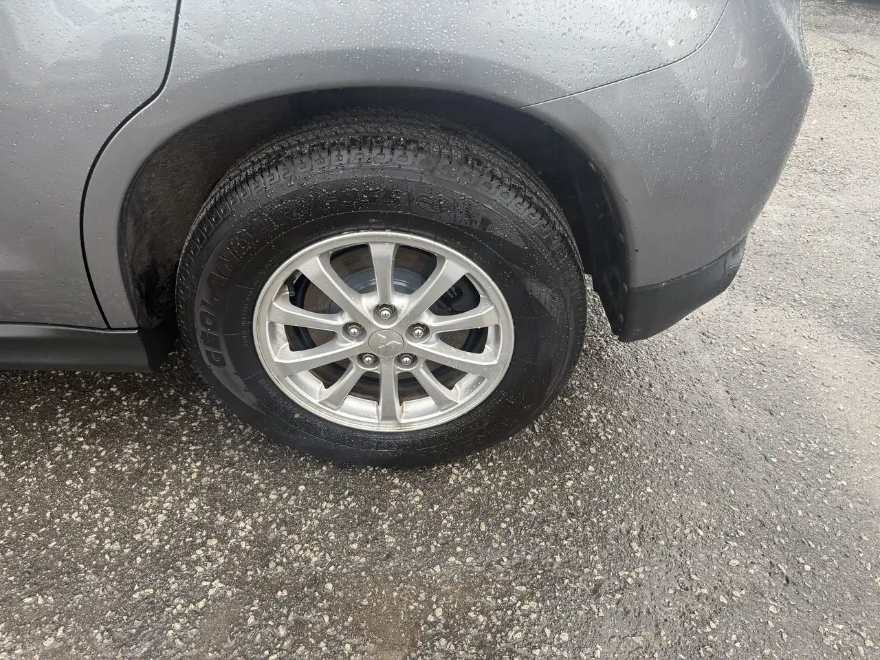 Mitsubishi RVR снимка Mitsubishi RVR