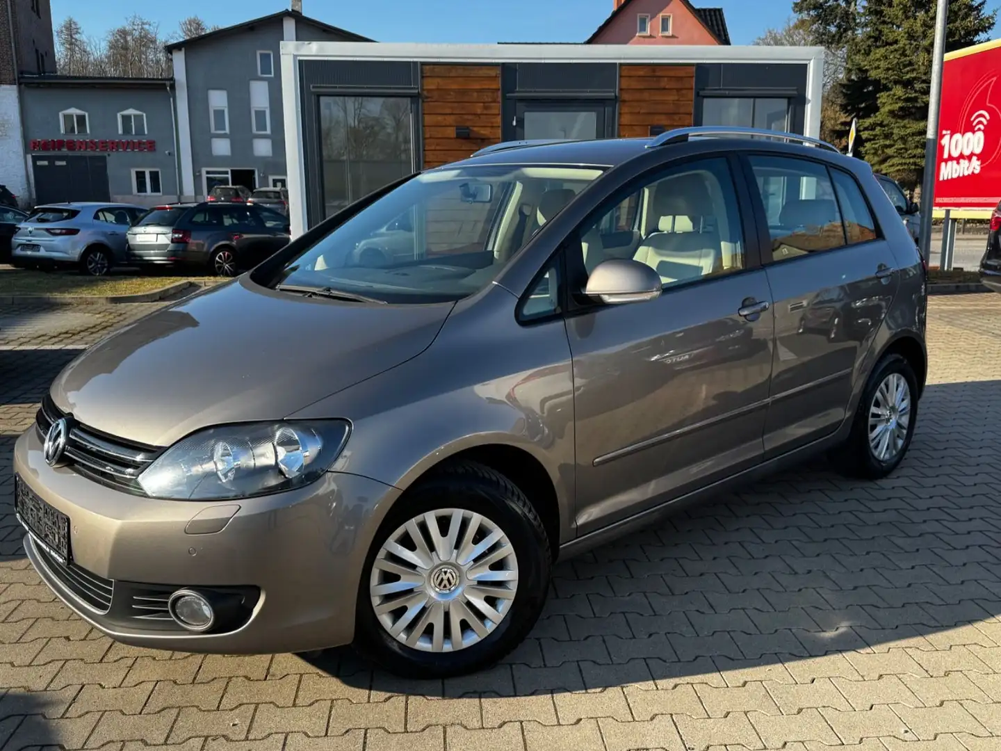 Volkswagen Golf Plus 1.4 TSI Highline *SHZ*PDC*6-GANG* Hnědá - 1
