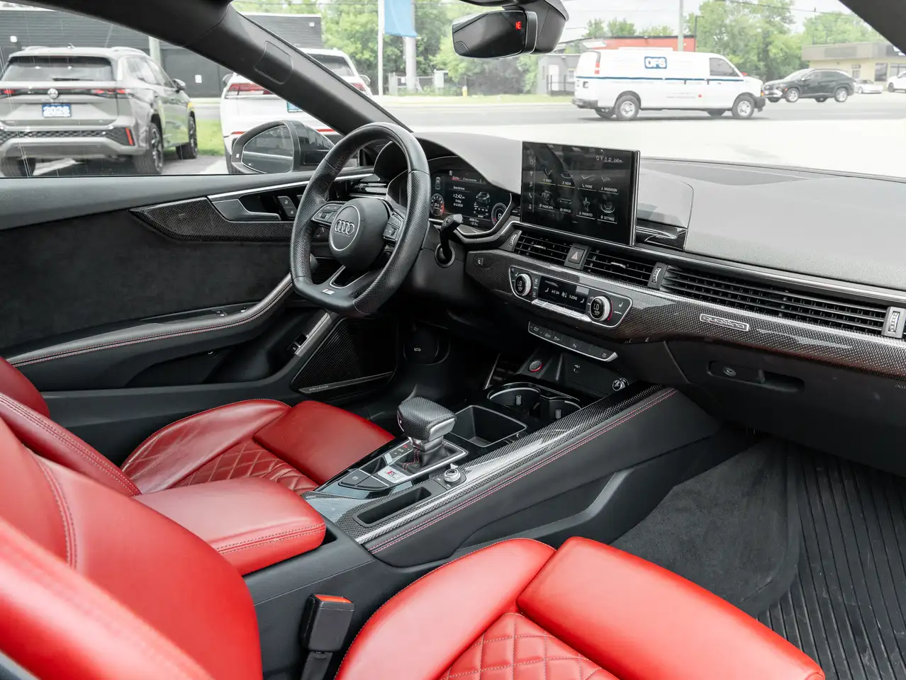 Audi S5 снимка Audi S5