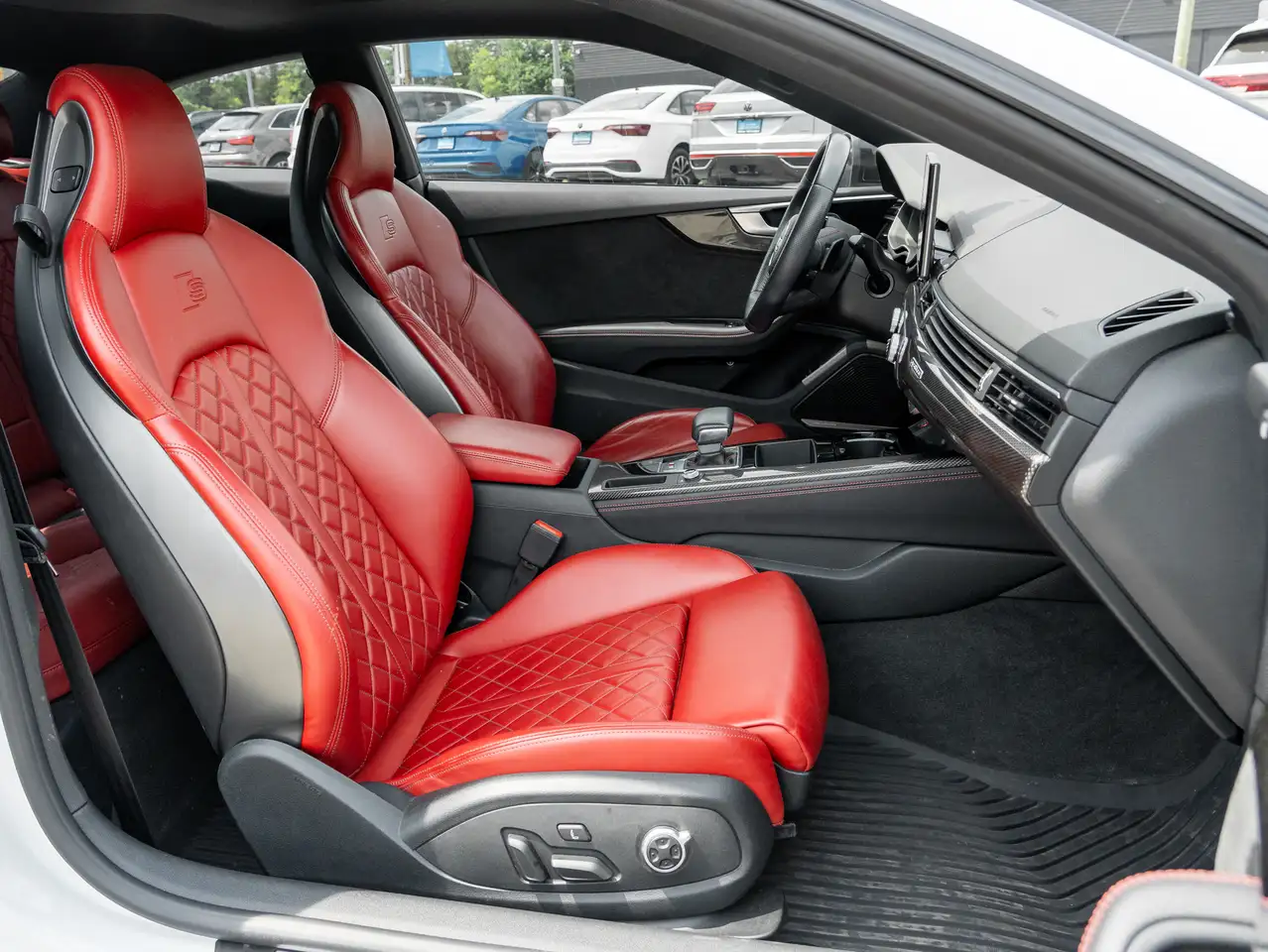 Audi S5 снимка Audi S5