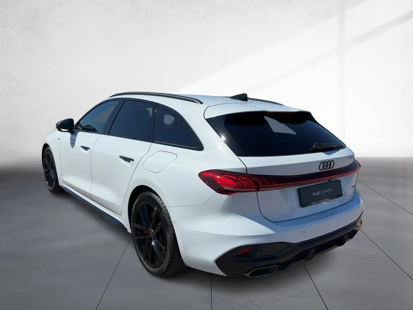 Audi A5 e-hybrid quattro 270 kW S tronic Weiß - 2