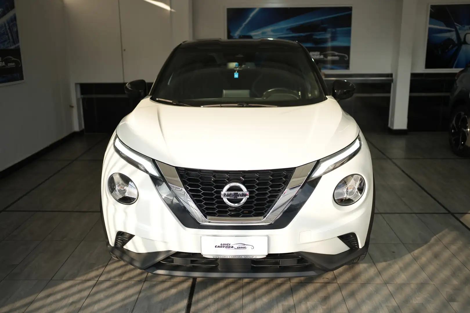 Nissan Juke 1.0 DIG-T 114 CV N-Connecta Weiß - 2